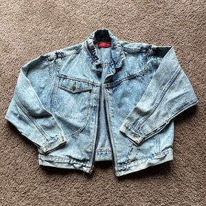 Light washed Jean jacket
